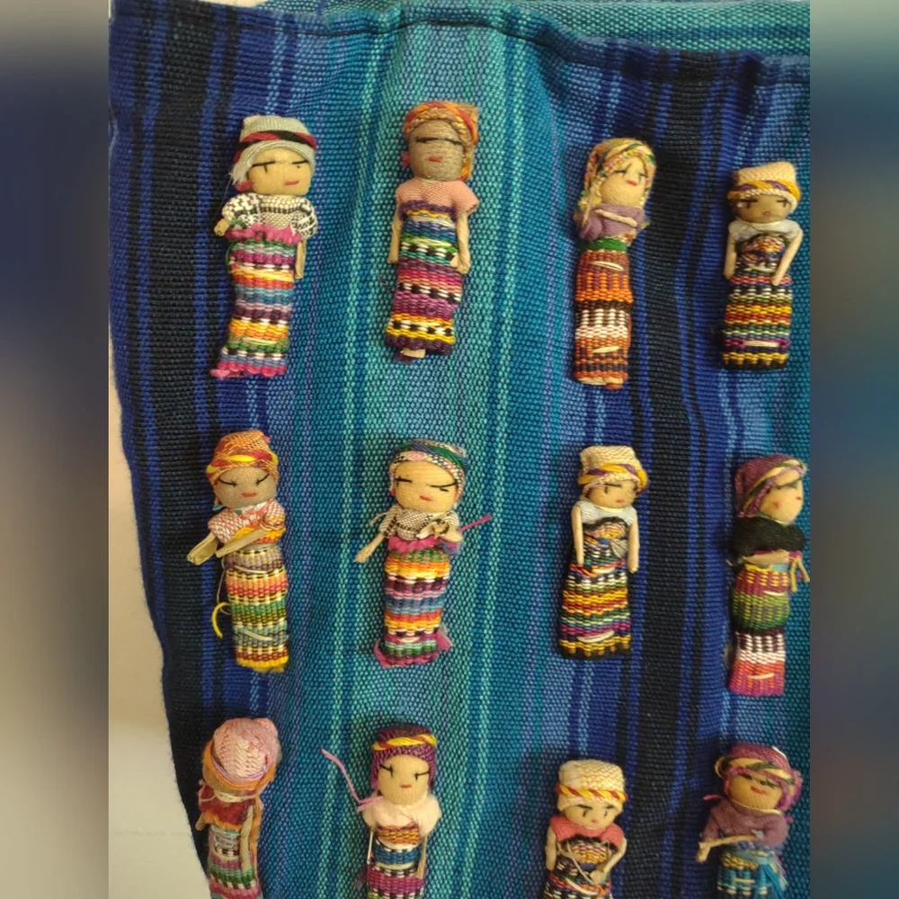Vibrant Guatemalan Worry Doll Zipper Purse Handbag 9"h X 15"W x  2 1/2"d - Picture 9 of 10